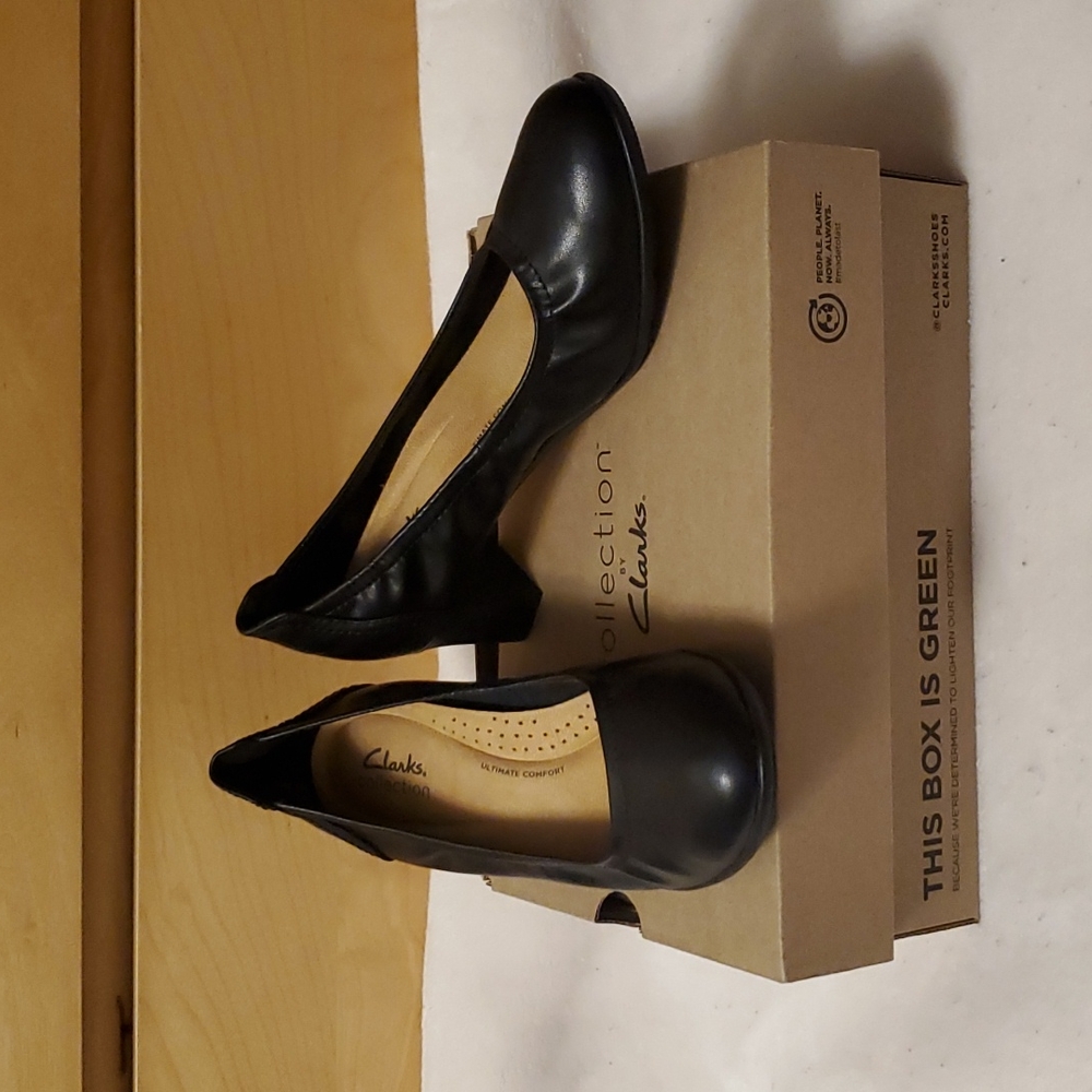 Clarks Leather Pumps